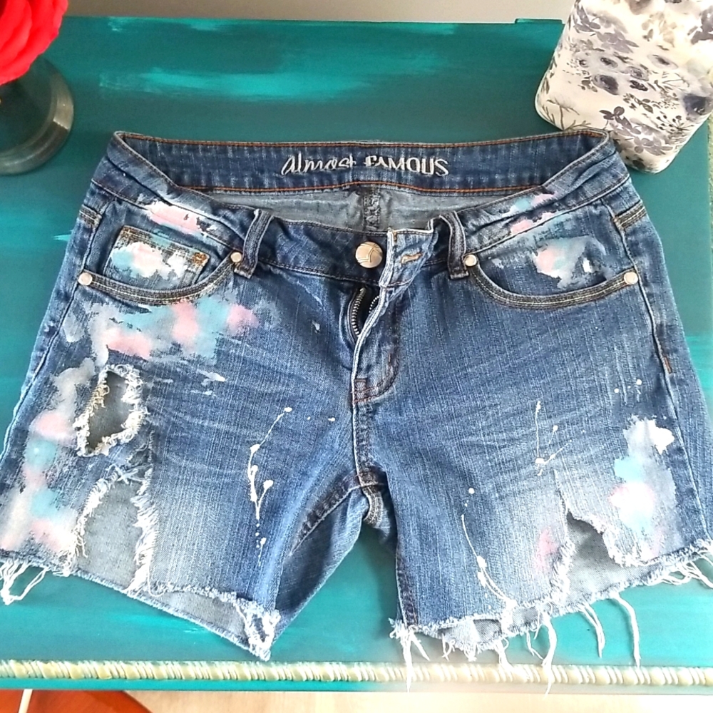 Vintage almost famous shorts size 7